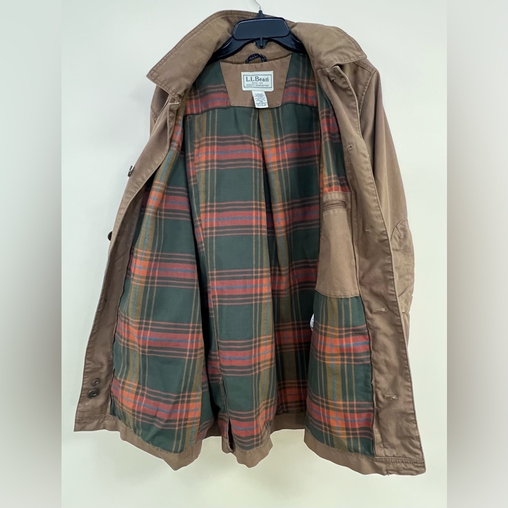 L.L. Bean Men's Plaid Lined Chore Coat - Picture 8 of 10